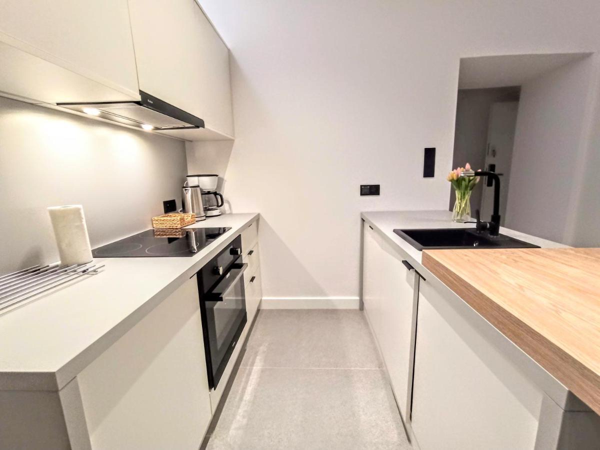Comfy Apartments - Old Town Center غدانسك المظهر الخارجي الصورة